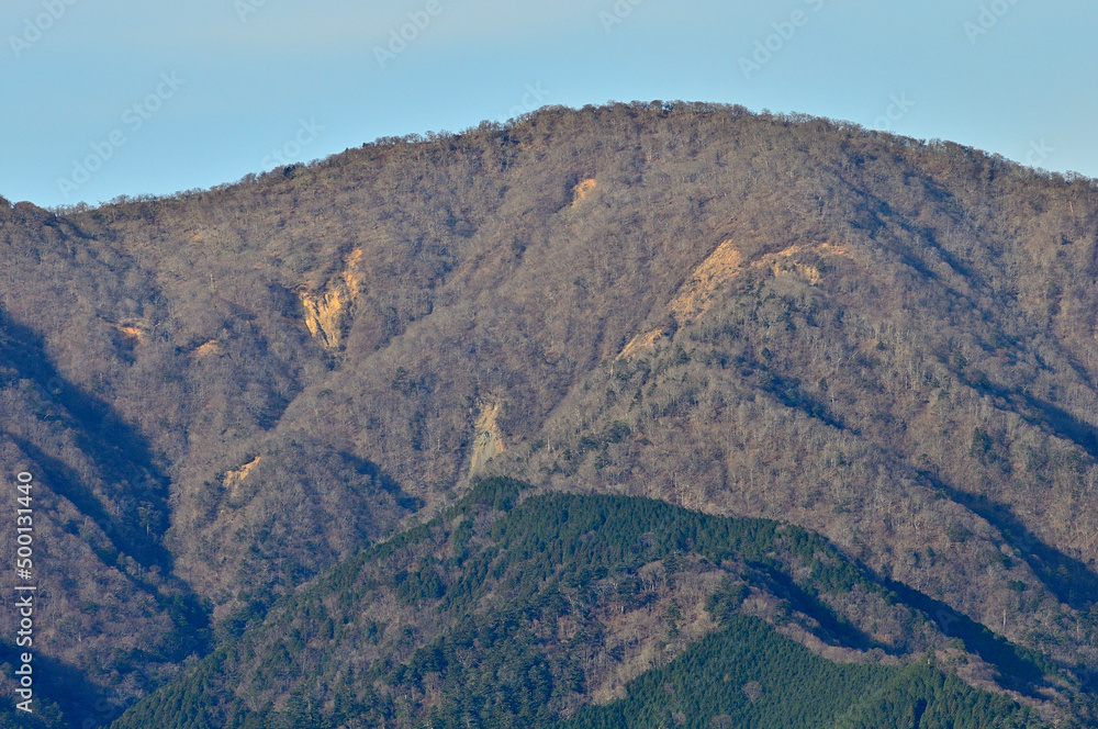 Naklejka premium 丹沢の大山三峰山より日本百名山の丹沢山を望む 
