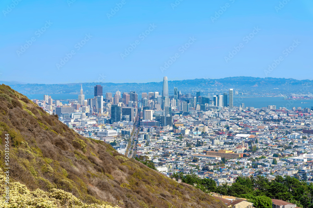 View from Twin Peaks of the residential buildings and skyscrapers at San Francisco, California
