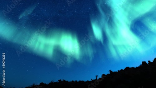 Wallpaper Mural Solar Storm and Milky Way Time Lapse 15mm North Sky Above Joshua Tree  Torontodigital.ca