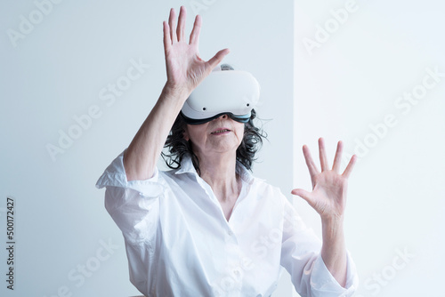 Business Woman with Virtual Reality Glasses photo