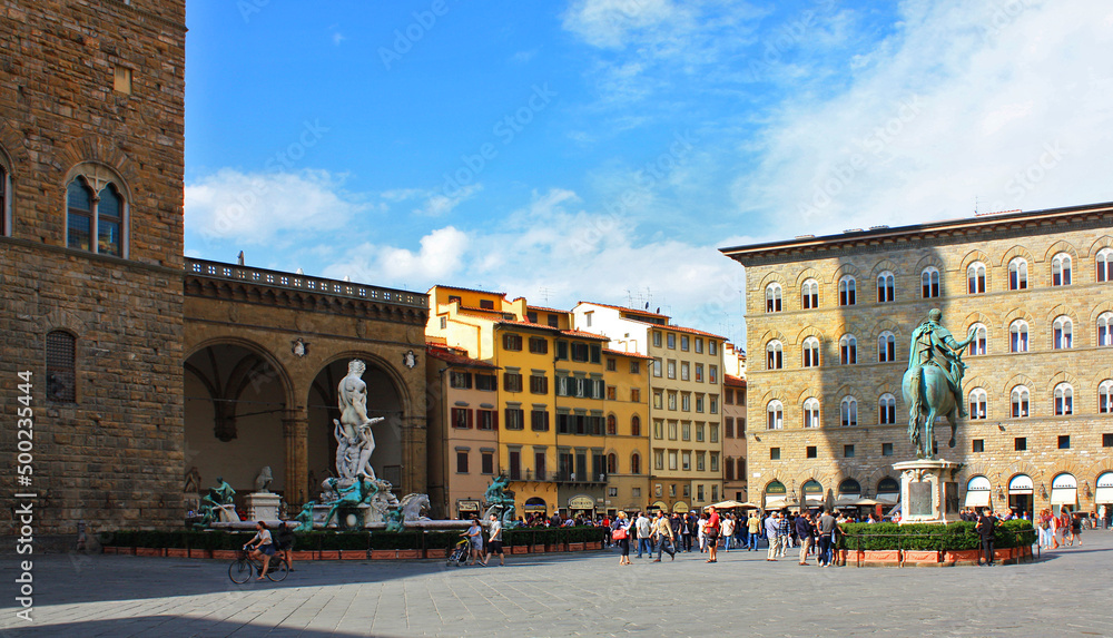 Statue of Cosimo I Medici on the Piazza della Signoria in Florence , Italy