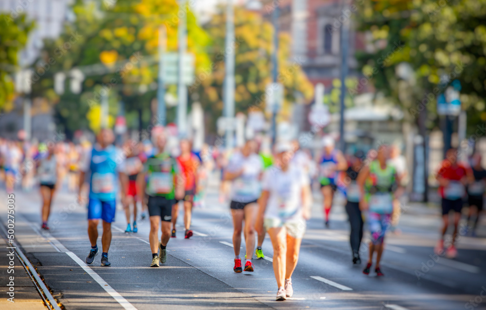 marathon runners in the city