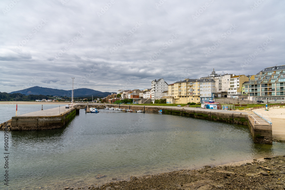 view of Foz with the Foz River leading to the harbor and marina