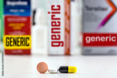 generic drug pills, federally aided patent-infringing drugs photo