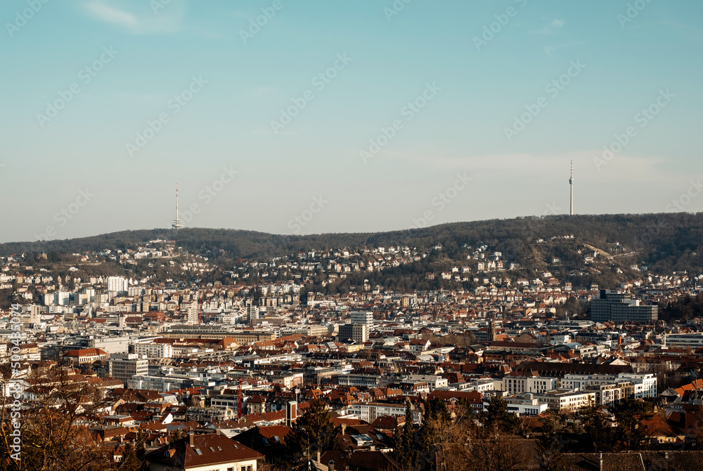 Blick auf den Fernsehturm Stuttgart, Baden-Württemberg Blick auf den Fernsehturm Stuttgart, Baden-Württemberg
