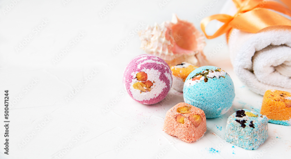 Bath bombs and aromatic bath salts made from natural ingredients. Skin care, wellness, SPA Bath bombs and aromatic bath salts made from natural ingredients. Skin care, wellness, SPA