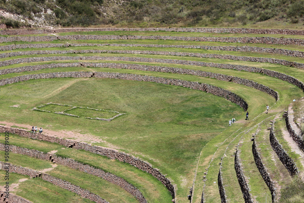 Terraços ciruculares de Moray, a 3500 metros de altitude é parte do Vale Sagrado Inca. 