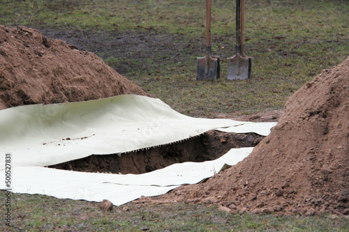 Obraz na płótnie Open grave for a burial w salonie