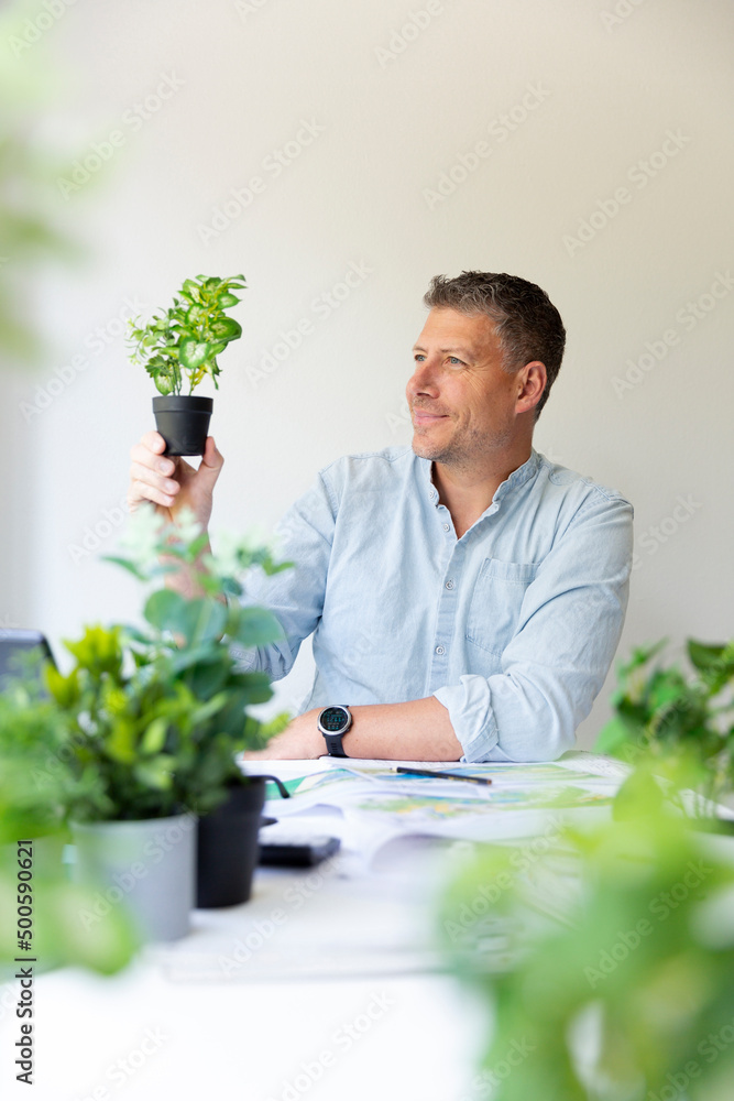 Working on sustainable green projects for a better future Working on sustainable green projects for a better future