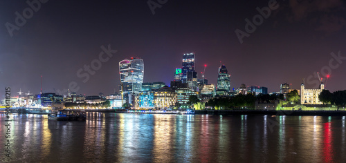 Cityscape of London at night © Sergii Figurnyi