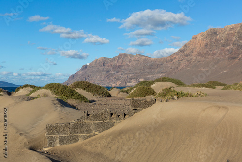 Obraz na płótnie Nature swallowed up civilization on the island of Lanzarote w salonie