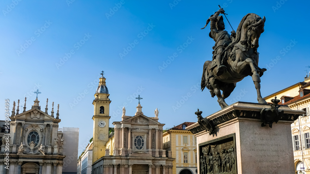 Fototapeta premium イタリア トリノ サンカルロ広場