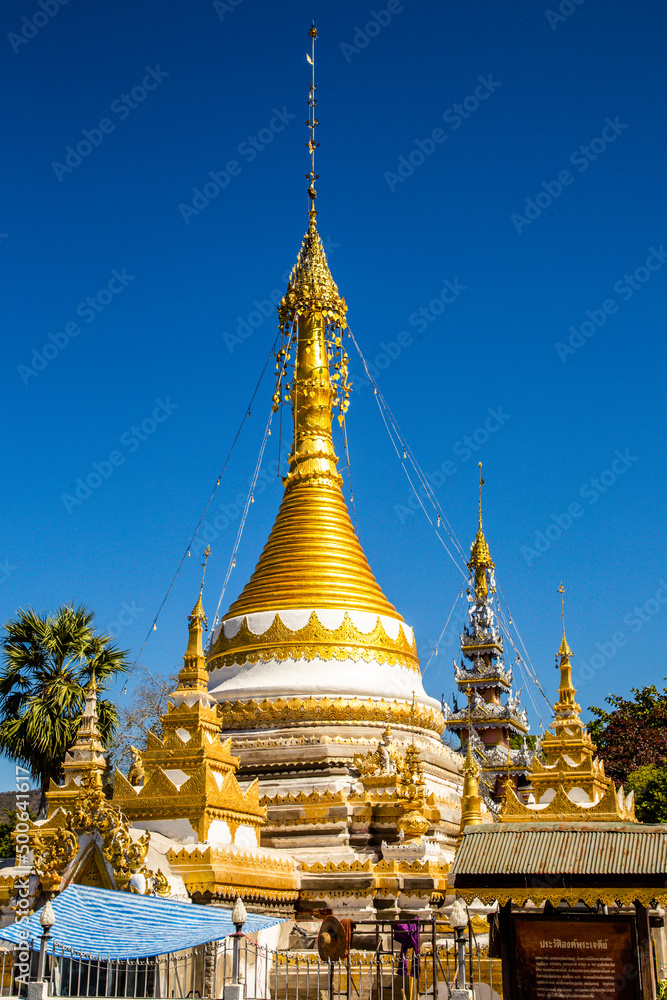 Fototapeta premium Wat Chong Klang in Mae Hong Son, Thailand