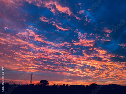 夕焼け オレンジの空