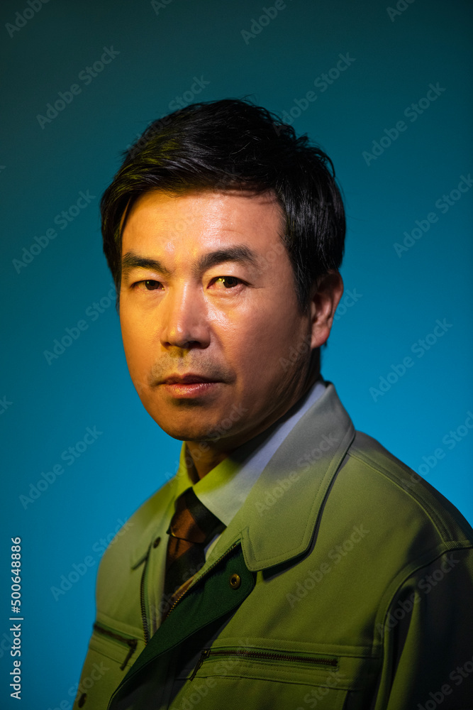 作業服を着た50代ビジネスマン 作業服を着た50代ビジネスマン
