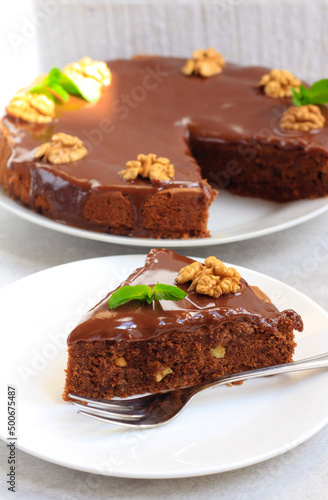 Chocolate and walnut cake
