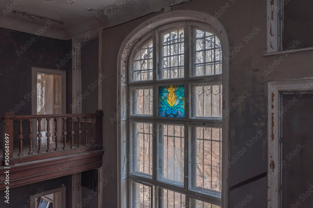 Urban exploration in an old abandoned hospital in a historic villa in Poland Urban exploration in an old abandoned hospital in a historic villa in Poland