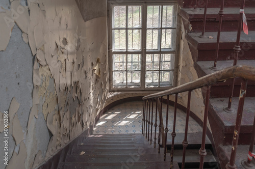 Urban exploration in an old abandoned hospital in a historic mansion in Poland - Urbex in Turczynek