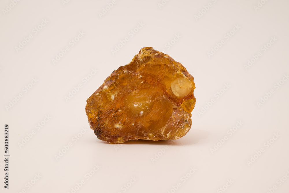 Rubber wood, yellow rubber from trees, wood resin. Rubber wood, yellow rubber from trees, wood resin.