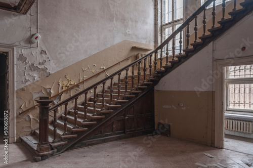 Urban exploration in an old abandoned hospital in a historic mansion in Poland - Urbex in Turczynek