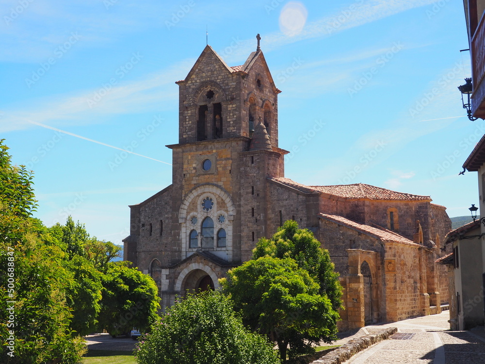 Frias, bonito pueblo medieval con su castillo, en la provincia de Burgos. España. 
