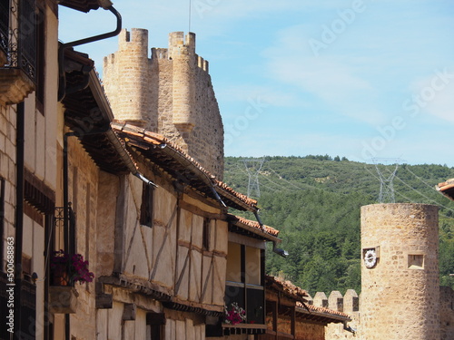 Frias, bonito pueblo medieval con su castillo, en la provincia de Burgos. España. 