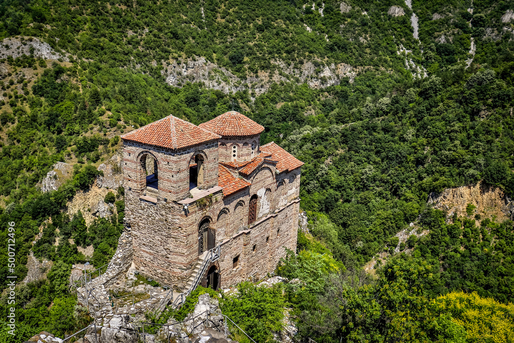 old castle in the mountains
asen's fortress