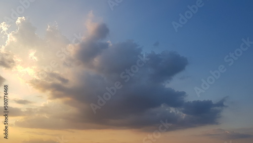 Tableau sur toile Sky with clouds after rain in the rainy season of the holidays, sky against a na