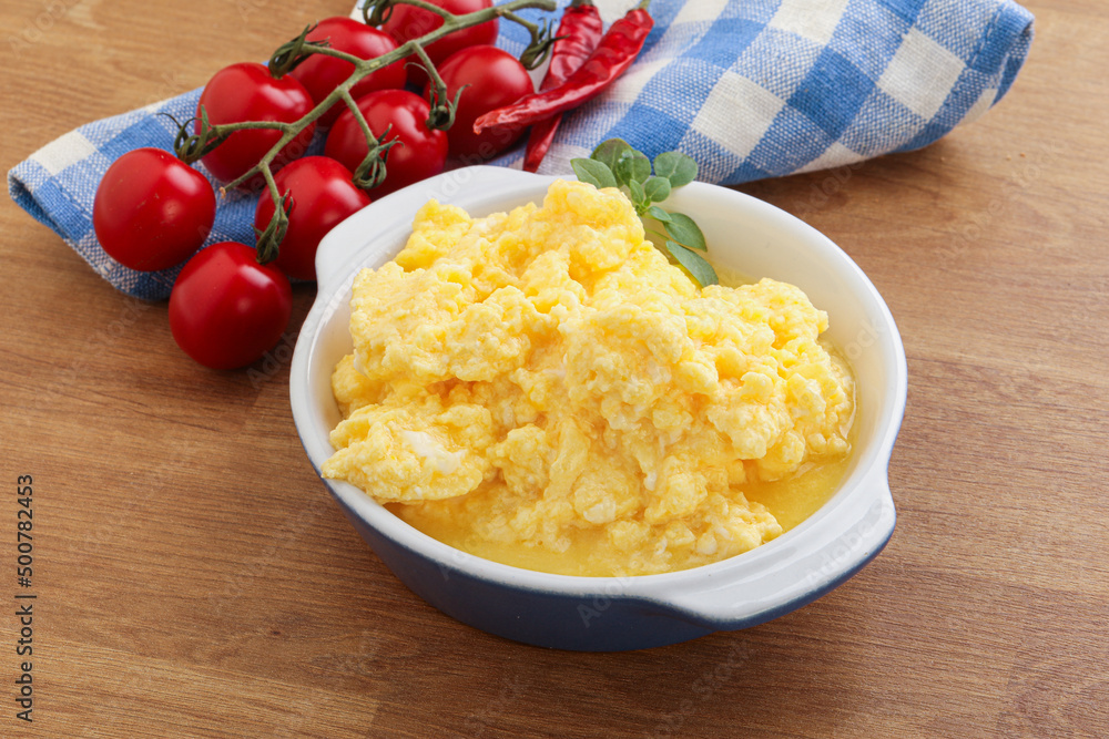 Scrambledd egg in the bowl Scrambledd egg in the bowl