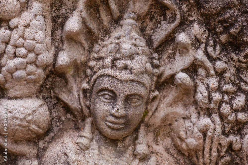 Carving on Sri Lanka Carving on Sri Lanka