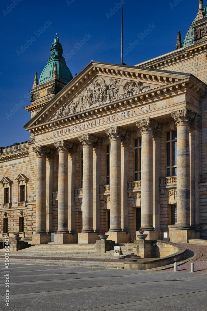 Portal Bundesverwaltungsgericht am Simsonplatz Gericht, in Leipzig, Sachsen, Deutschland