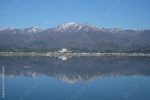 世界遺産候補の佐渡島の山と加茂湖