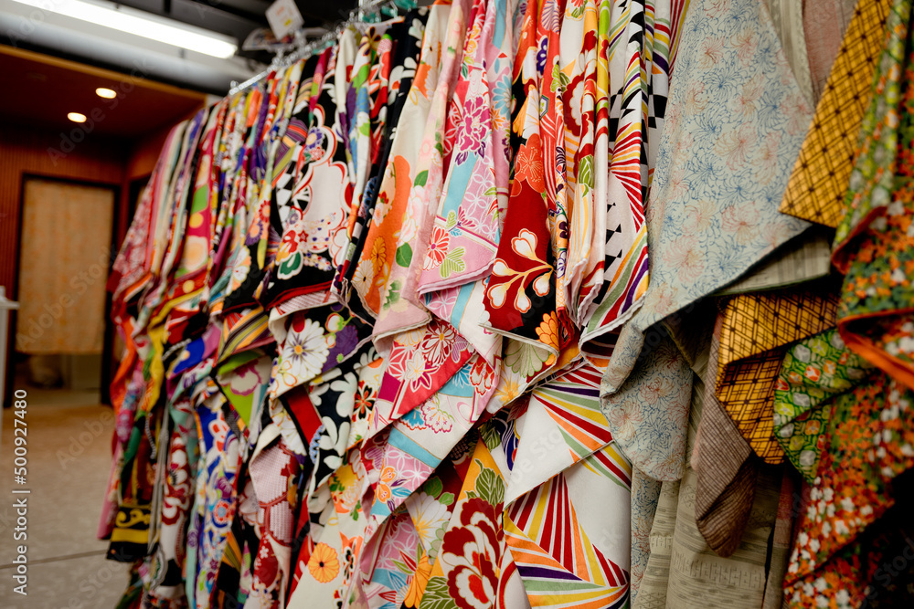 kimono kimono