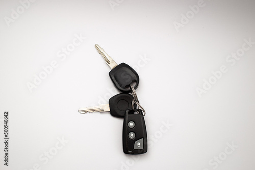 Fototapeta Naklejka Na Ścianę i Meble -  Car keys on white background