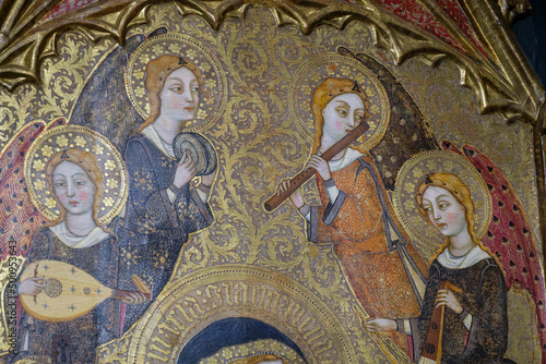 Tela Mother of God of humility with musical angels altarpiece, Francesc Comes, 1390-9