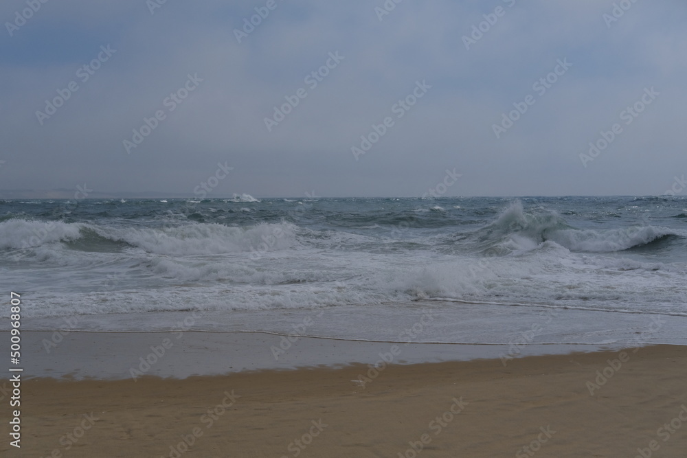 Some waves of the Atlantic ocean at Cap Ferret.