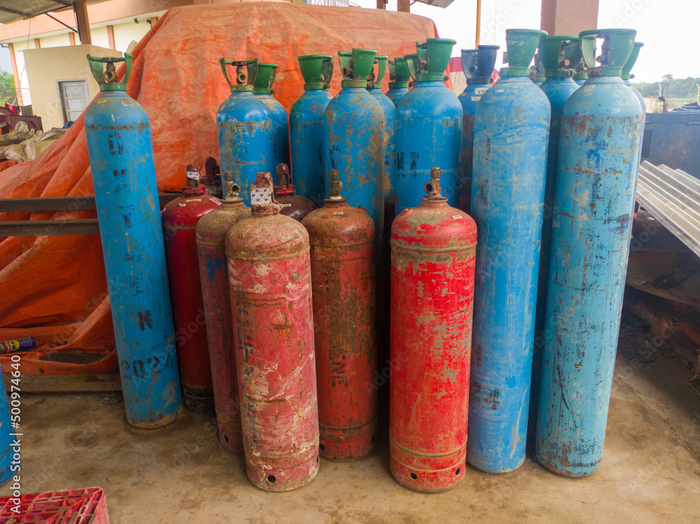 While Cutting With Acetylene The Oxygen Working Pressure Is stock.adobe.com