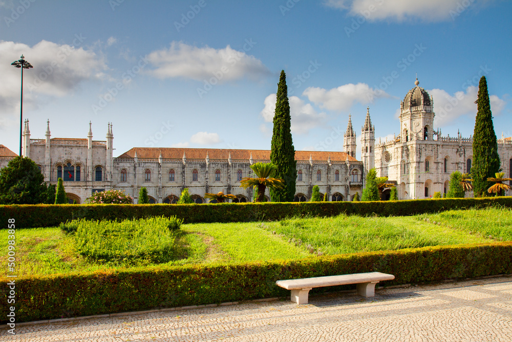 Fototapeta premium Mosteiro dos Jeronimos in Lisbon, Portugal