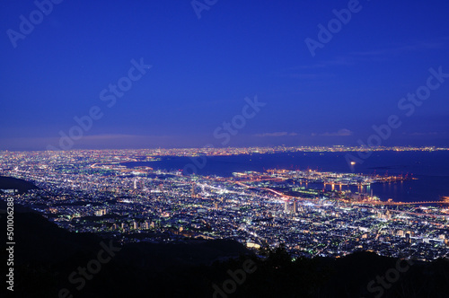 摩耶山掬星台から見る神戸の夜景 © Blue Photo