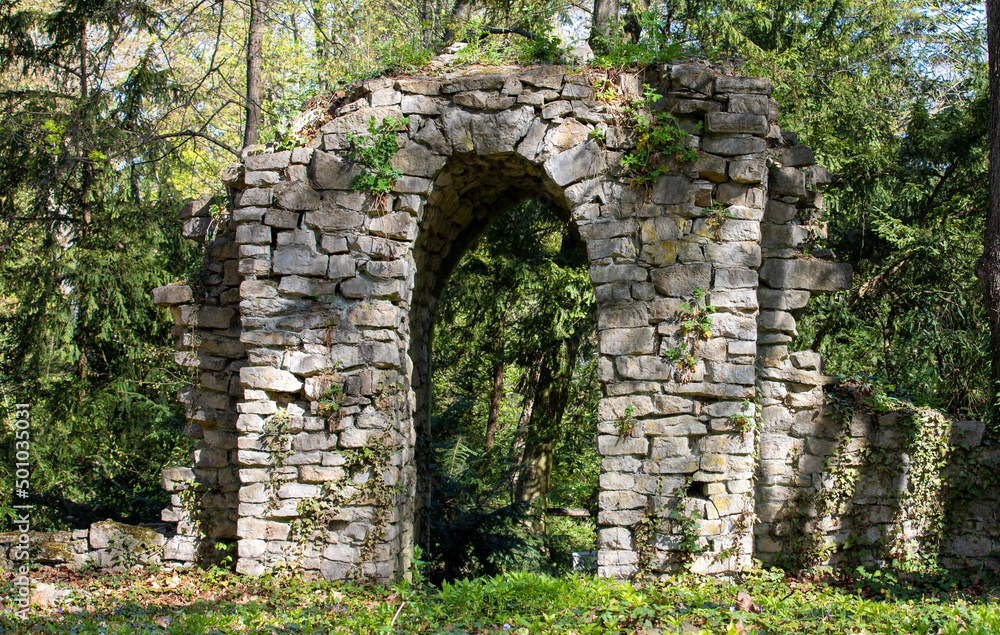 The ruins of the Vacratot Botanical Garden - Hungary
