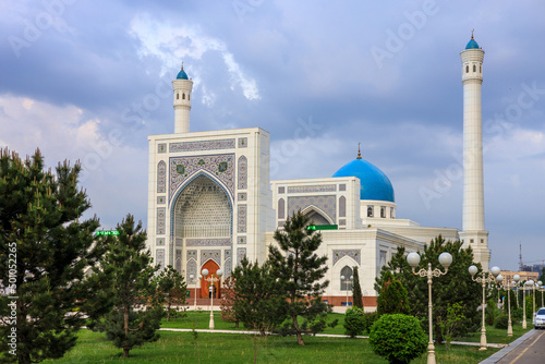 Minor - white mosque in center of Tashkent, Uzbekistan