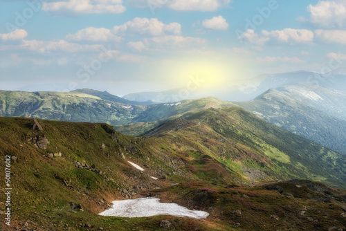  beautiful landscape in the Smoky Mountains