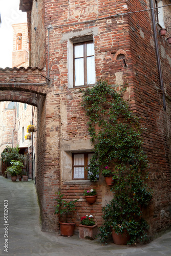 Fototapeta Naklejka Na Ścianę i Meble -  Città della Pieve; vicoli medievali