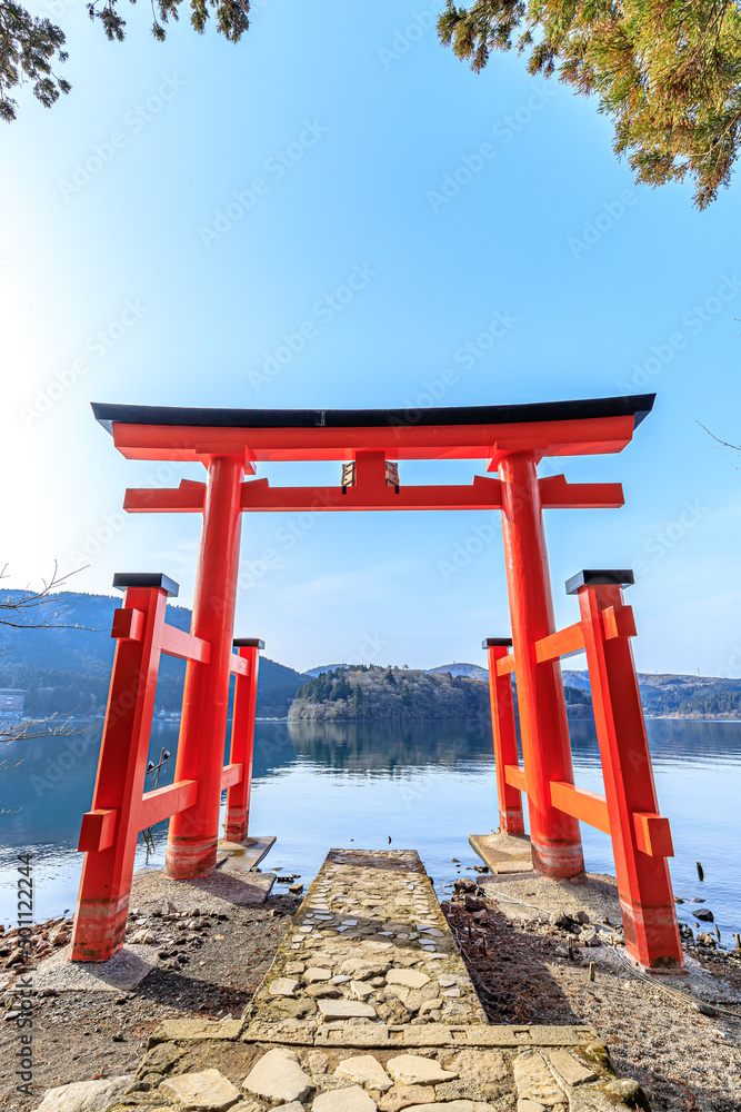 初春の箱根神社 平和の鳥居 神奈川県箱根町 Hakone Shrine in early spring.
Torii of Peace. Kanagawa-ken Hakone town. 初春の箱根神社 平和の鳥居 神奈川県箱根町 Hakone Shrine in early spring.
Torii of Peace. Kanagawa-ken Hakone town.
