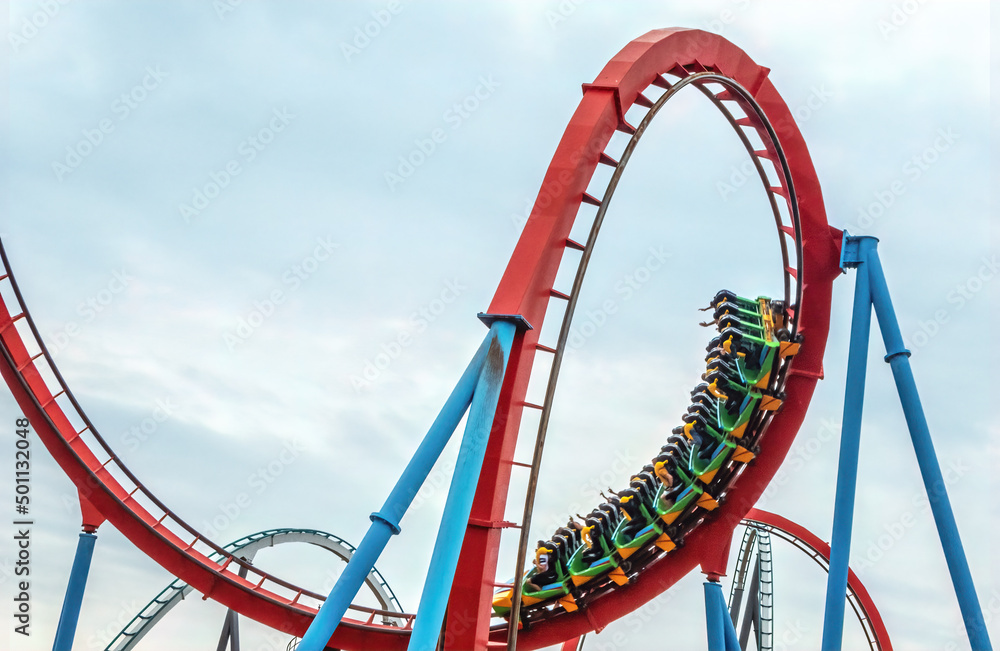 Obraz premium A scaring roller coaster.