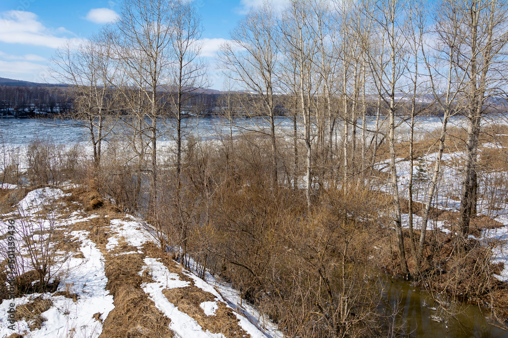 The confluence of the Balakhonka River with the Tom River during an ice drift The confluence of the Balakhonka River with the Tom River during an ice drift