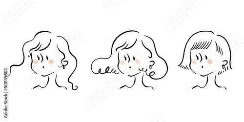 女性の顔アイコン　手描きイラスト素材　セット