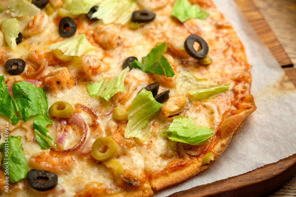 Pizza with bacon and ham and tomatoes Pizza with bacon and ham and tomatoes
