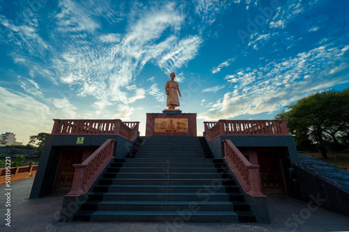 swami vivekananda statue nagpur photo