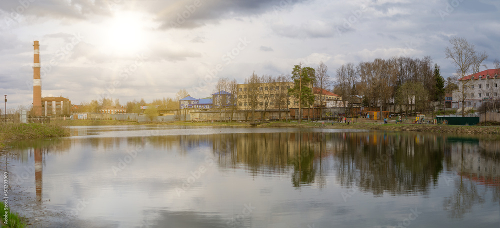 Fototapeta premium A close up HDR panorama landscape of a city